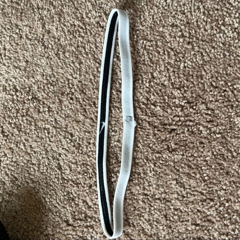 New nike invertible black and white headband